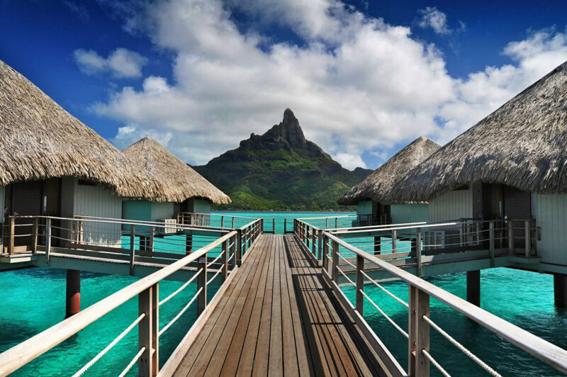 L’hôtel bungalow Le Méridien À Bora Bora